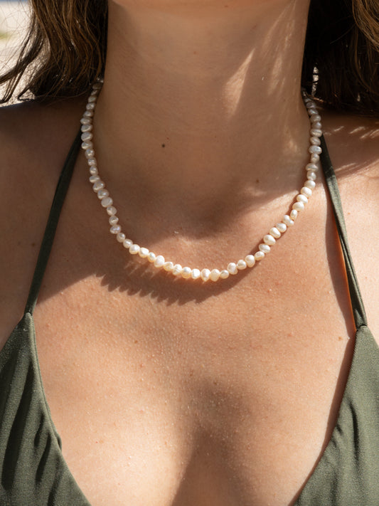 Mutiara necklace